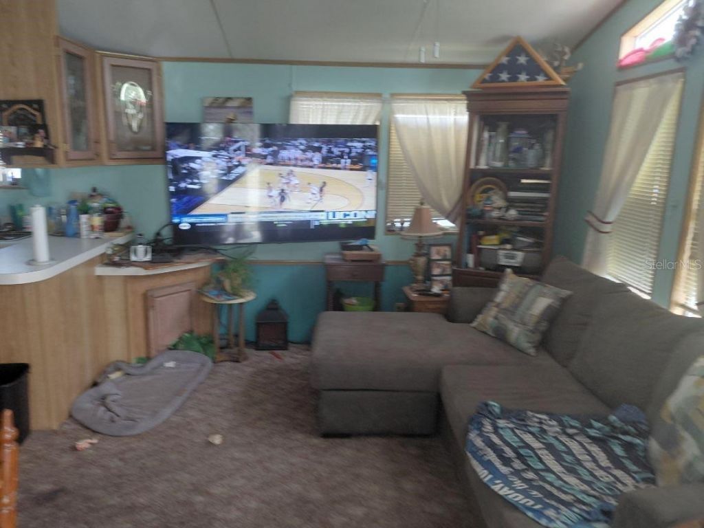 267 Big Pine Avenue N, Frostproof, FL 33843 Photo