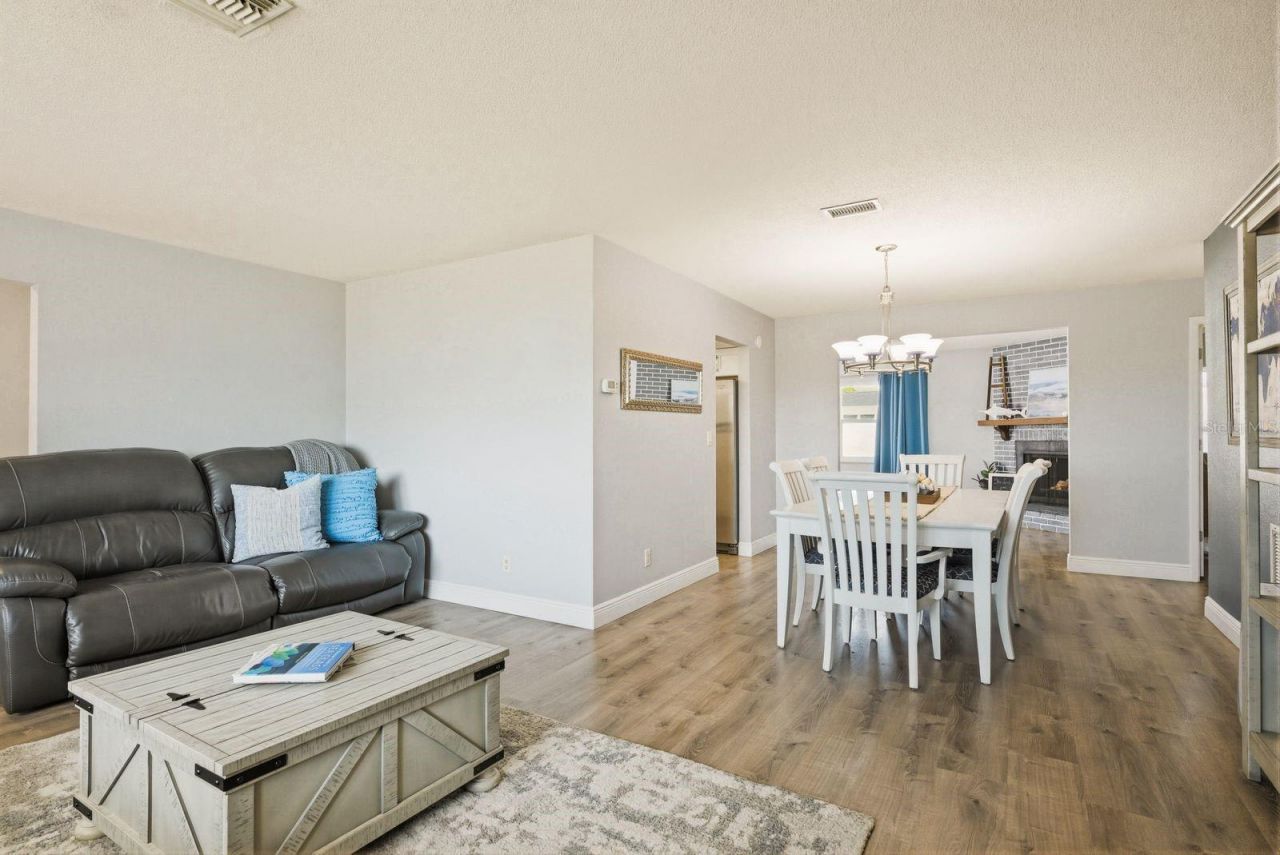 9115 125th Street , Seminole, FL 33772 Photo