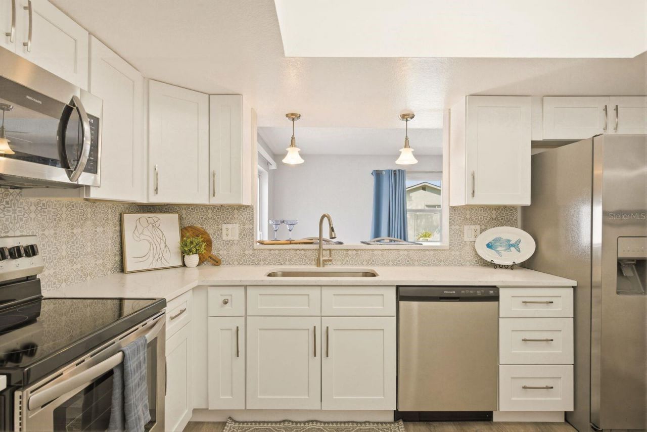 9115 125th Street , Seminole, FL 33772 Photo