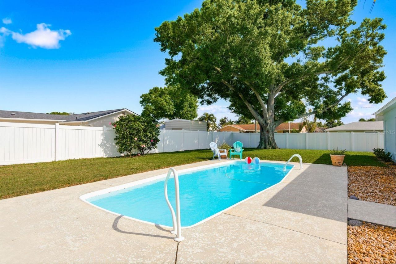 9115 125th Street , Seminole, FL 33772 Photo