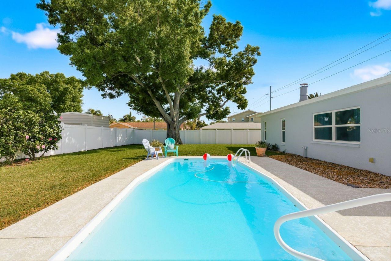 9115 125th Street , Seminole, FL 33772 Photo