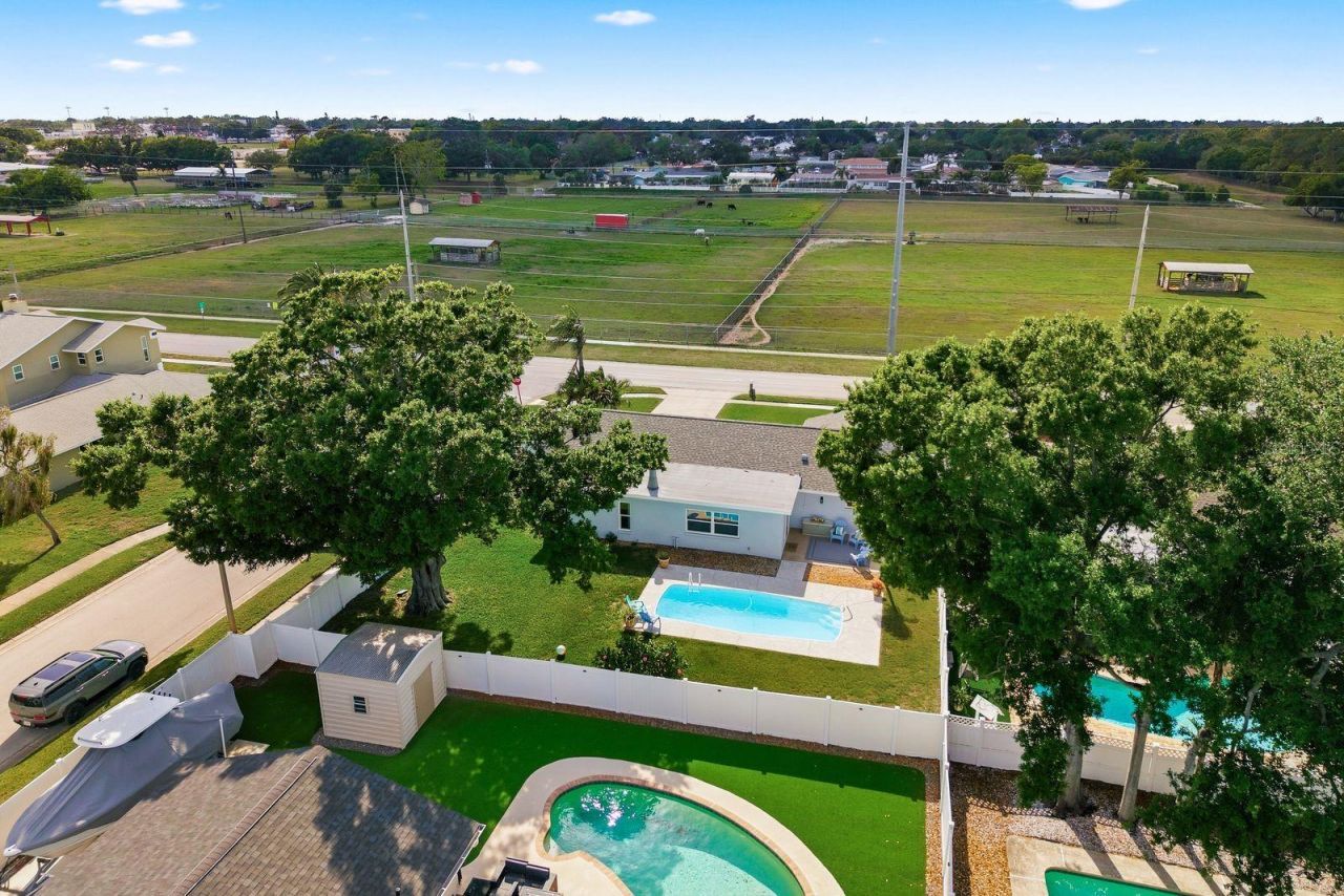 9115 125th Street , Seminole, FL 33772 Photo