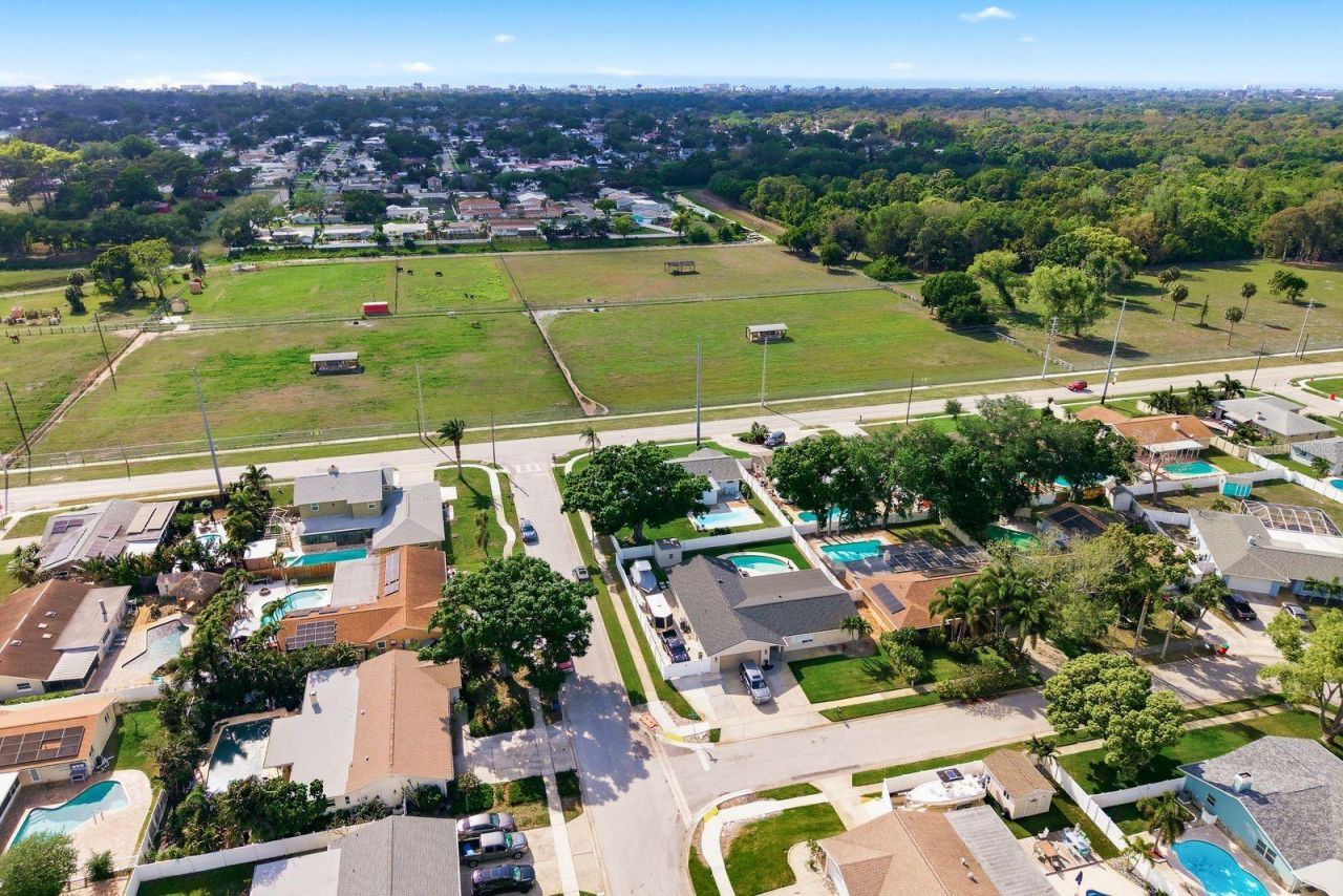 9115 125th Street , Seminole, FL 33772 Photo