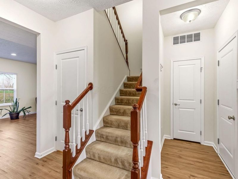 7909 Melrue Court, Unit 21, Dublin, OH 43016 Photo 15