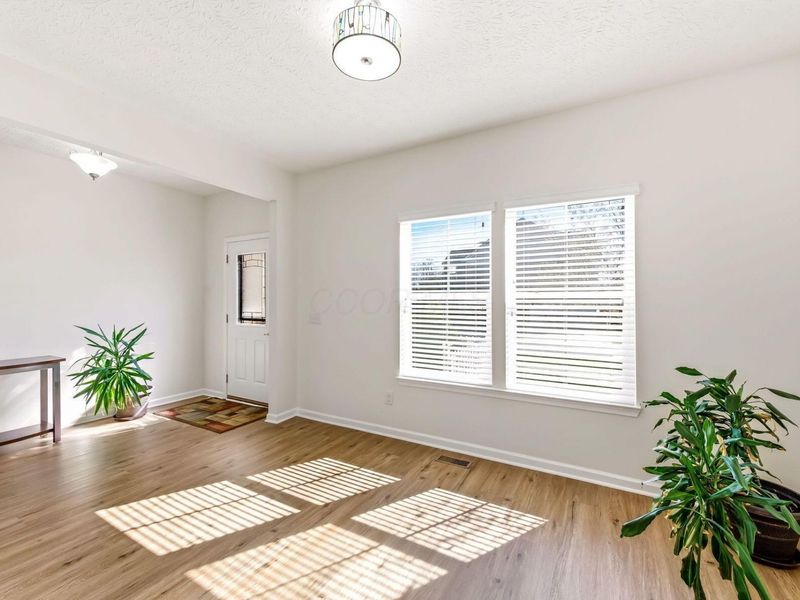 7909 Melrue Court, Unit 21, Dublin, OH 43016 Photo 4