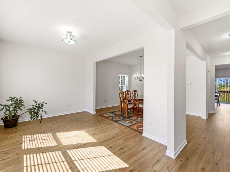 7909 Melrue Court, Unit 21, Dublin, OH 43016 Photo 5