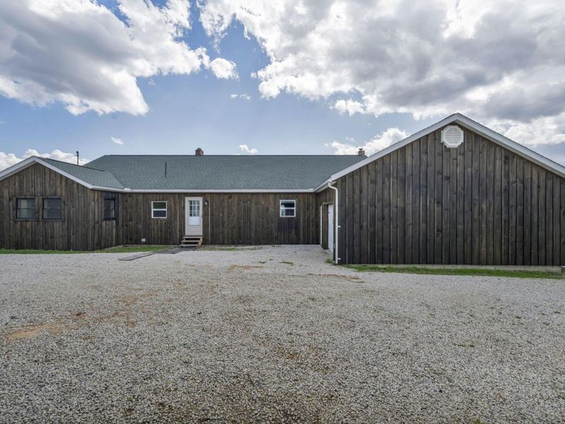 18513 Hobbler Lane, Lore City, OH 43755 Photo 1