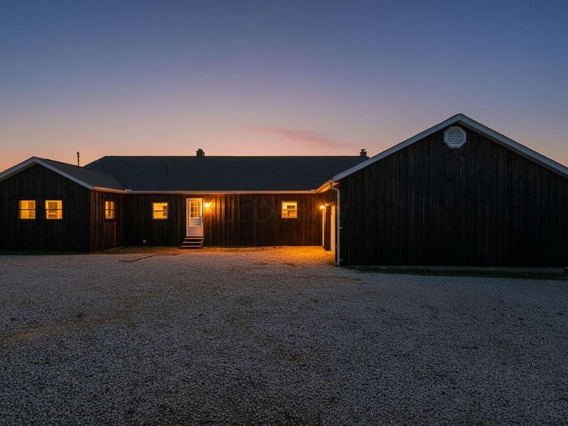 18513 Hobbler Lane, Lore City, OH 43755 Photo 2