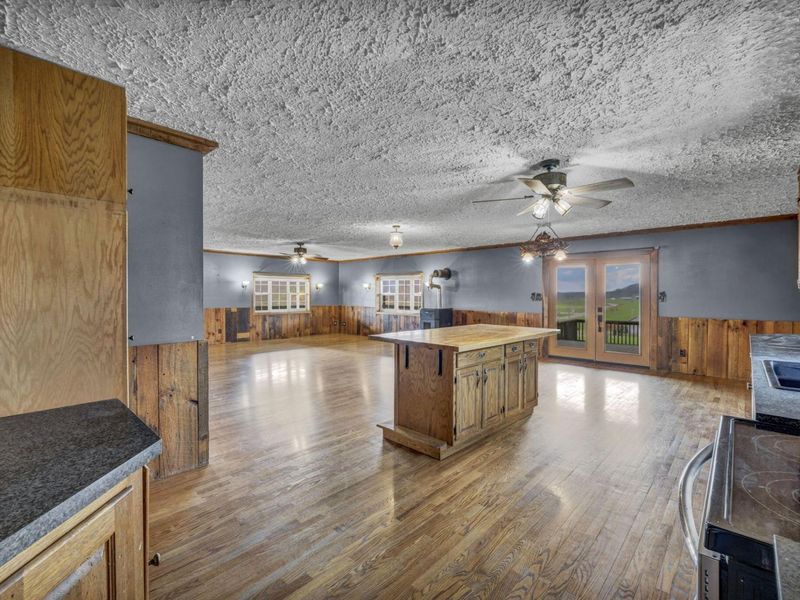 18513 Hobbler Lane, Lore City, OH 43755 Photo 4