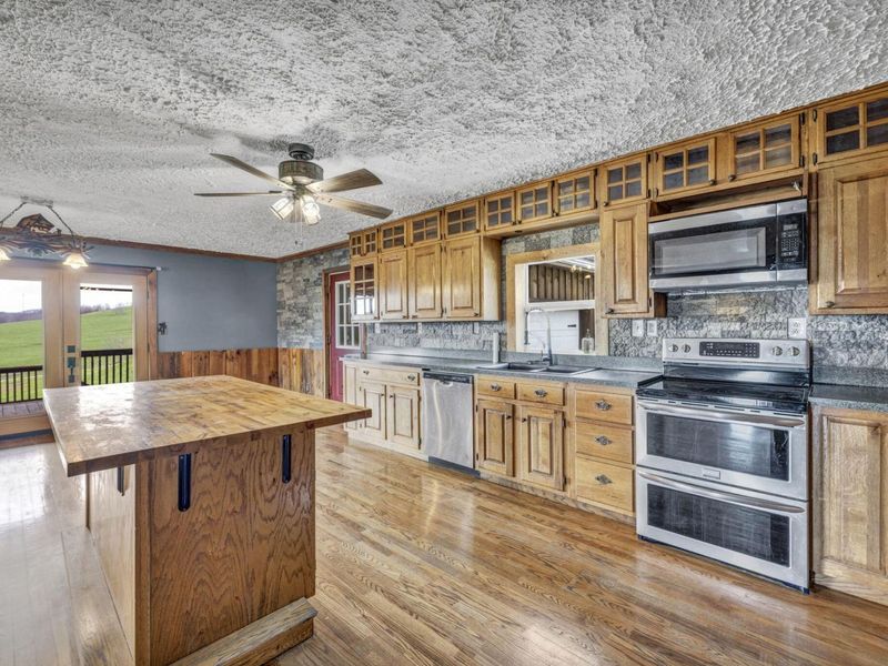 18513 Hobbler Lane, Lore City, OH 43755 Photo 5