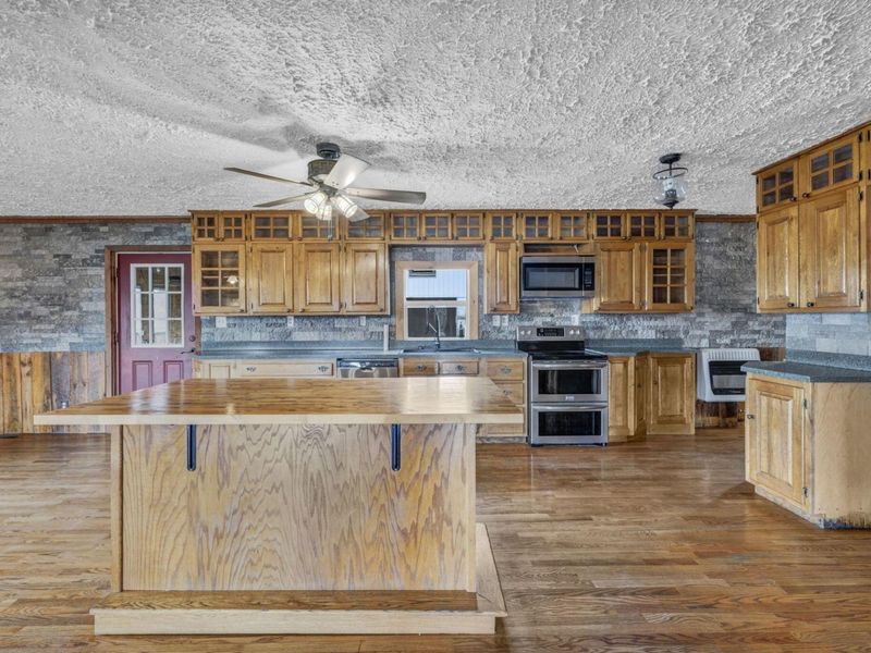 18513 Hobbler Lane, Lore City, OH 43755 Photo 6