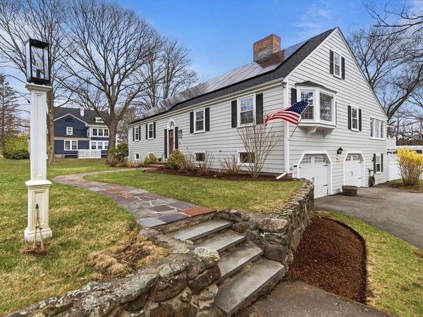 168 Summer Ave, Reading, MA 01867