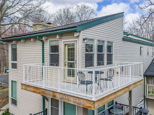 S6185 Bluff Road, Unit 4, Merrimac, WI 53561