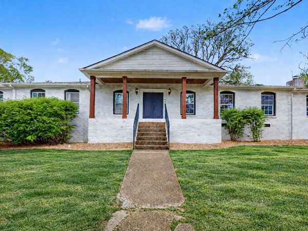 463 Walton Ferry Rd, Hendersonville, TN 37075