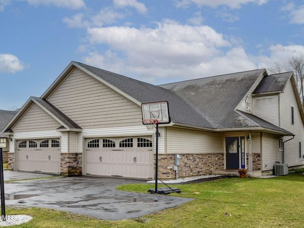 949 Hudson Avenue, Stillwater, NY 12118