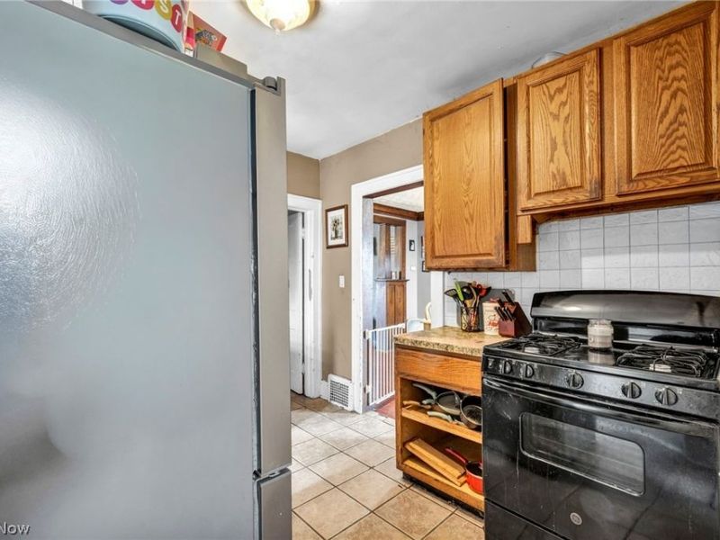 2342 16th Street SW, Akron, OH 44314 Photo 11