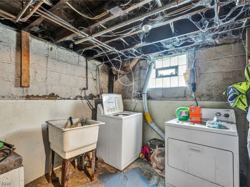 2342 16th Street SW, Akron, OH 44314 Photo 31