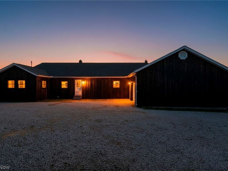 18513 Hobbler Lane, Lore City, OH 43755 Photo 2