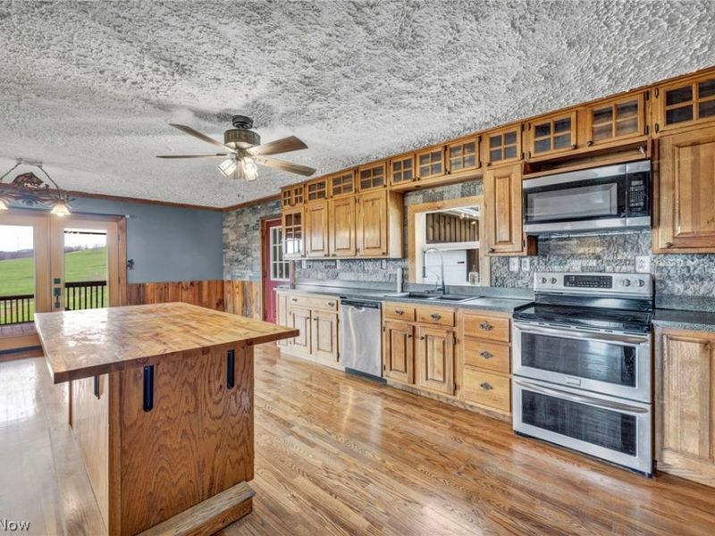 18513 Hobbler Lane, Lore City, OH 43755 Photo 5