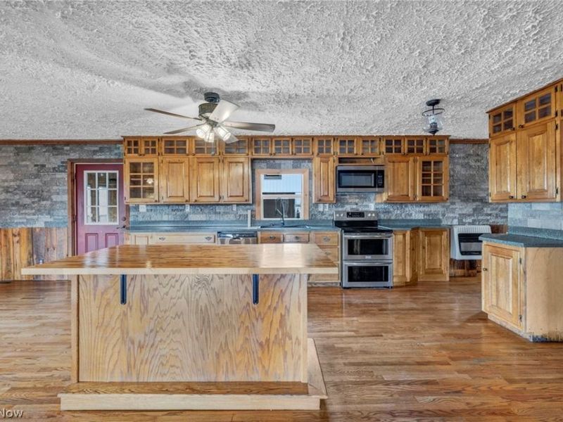 18513 Hobbler Lane, Lore City, OH 43755 Photo 6