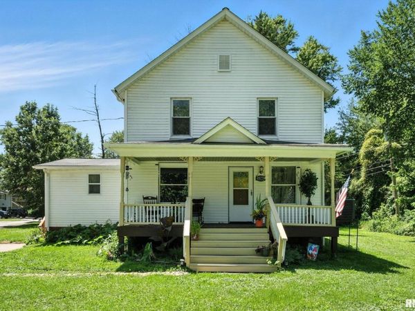 24776 178TH Street , Pleasant Valley, IA 52767