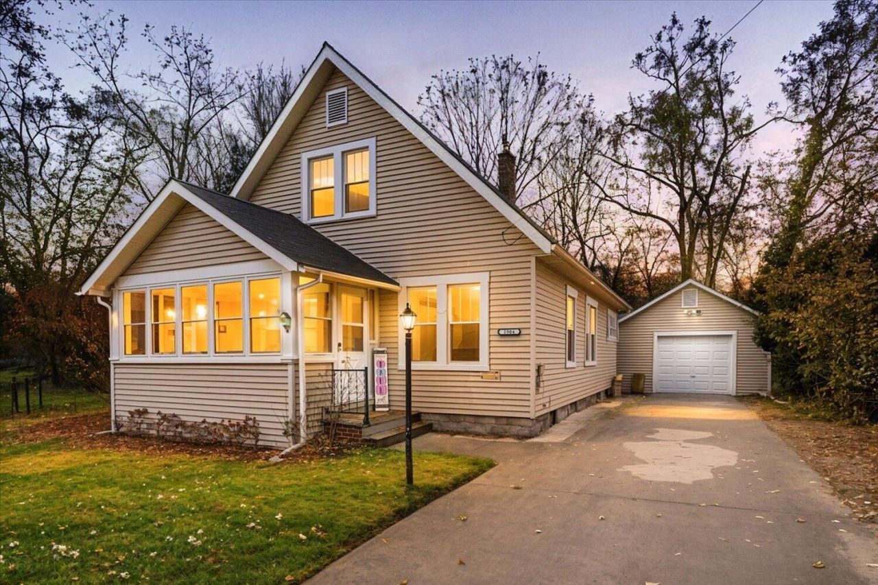 1904 North Street, Kalamazoo, MI 49006 Main Photo