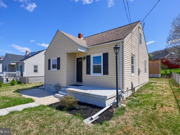 2581 MAYFIELD STREET, YORK, PA 17406