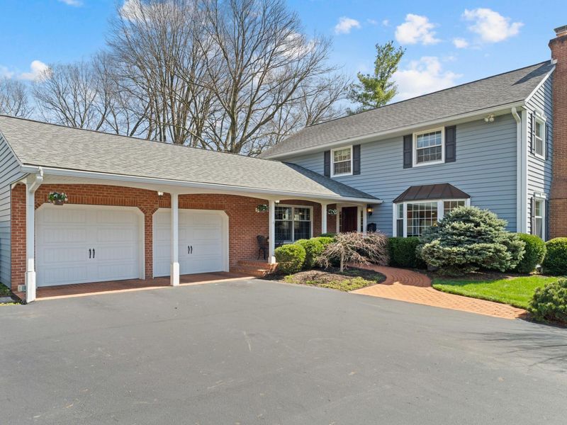 3836 Criswell Drive , Upper Arlington, OH 43220 Photo 6