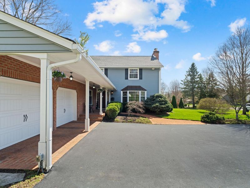 3836 Criswell Drive , Upper Arlington, OH 43220 Photo 8