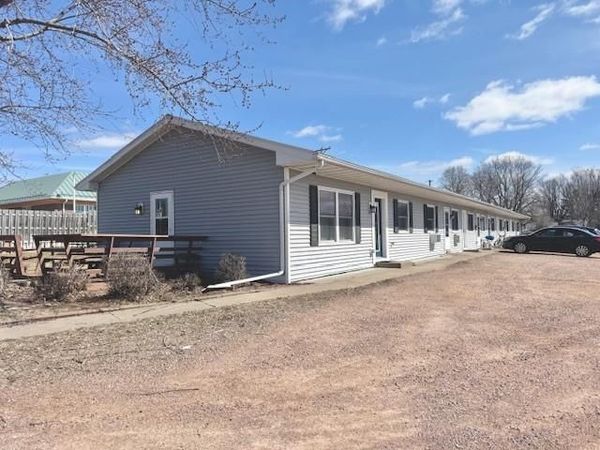 7 Hewett Street, Unit 6, Neillsville, WI 54456