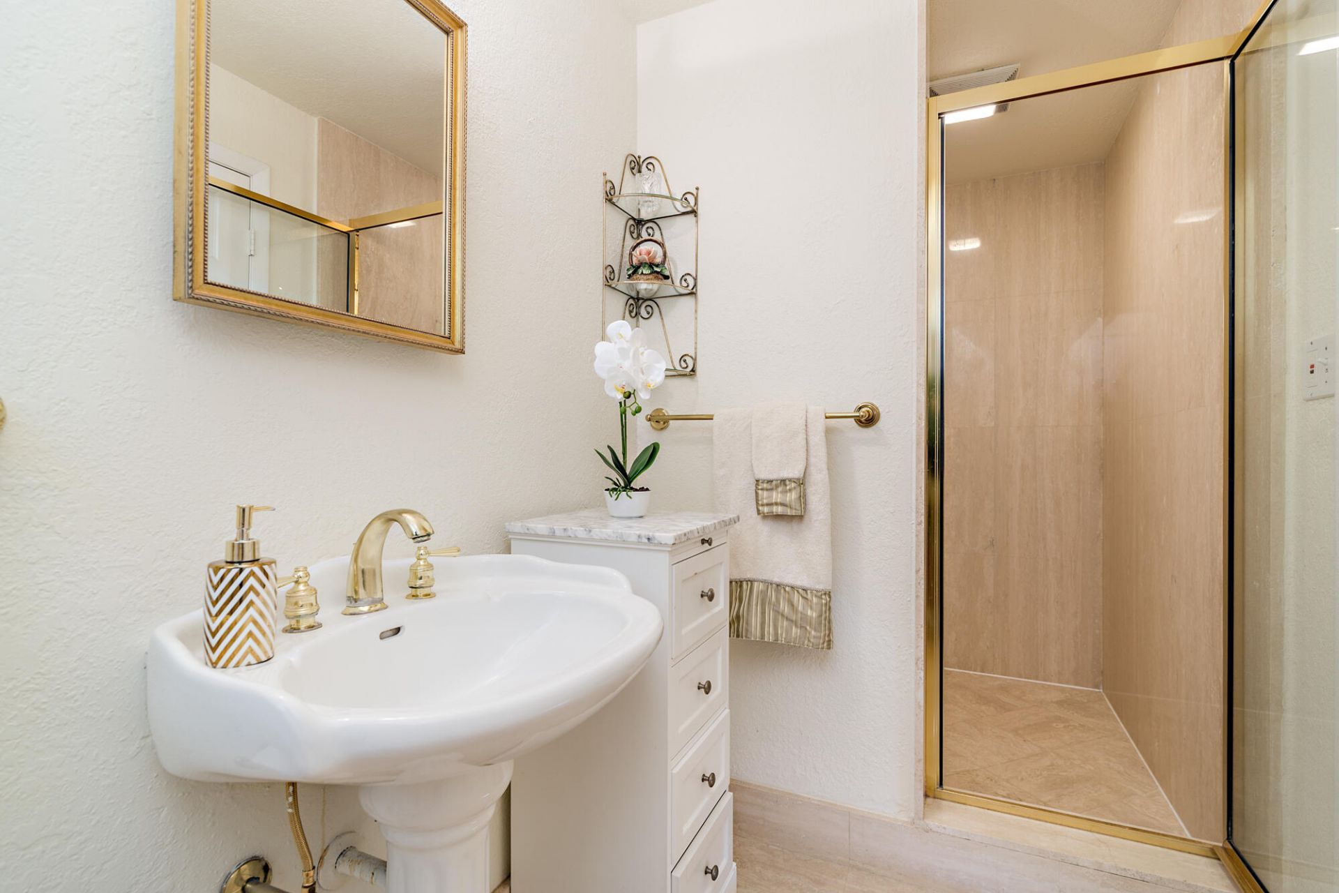 155 Peruvian Avenue, Palm Beach, FL 33480 Photo