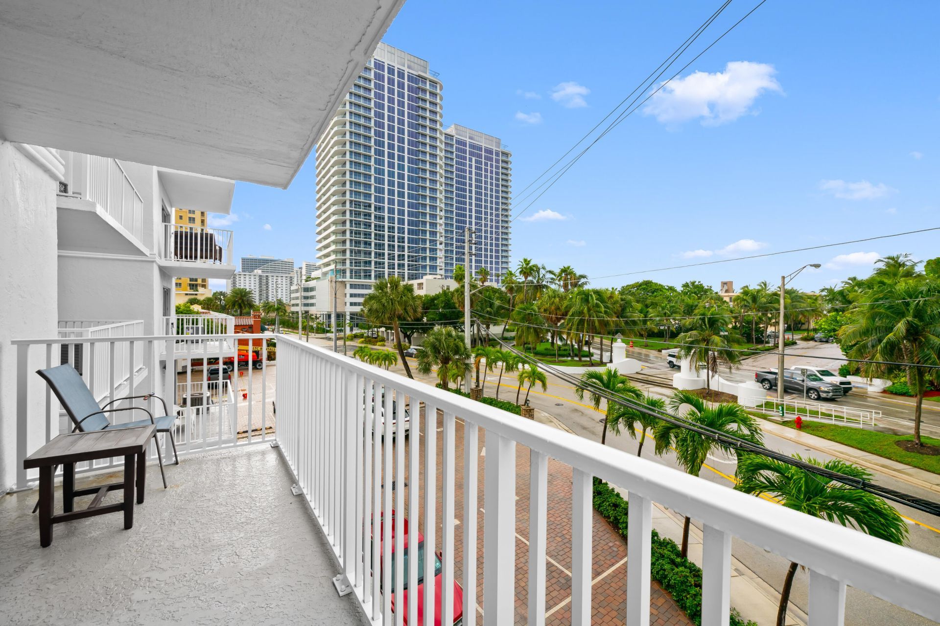 95 N Birch Road, Unit 304, Fort Lauderdale, FL 33304 Photo