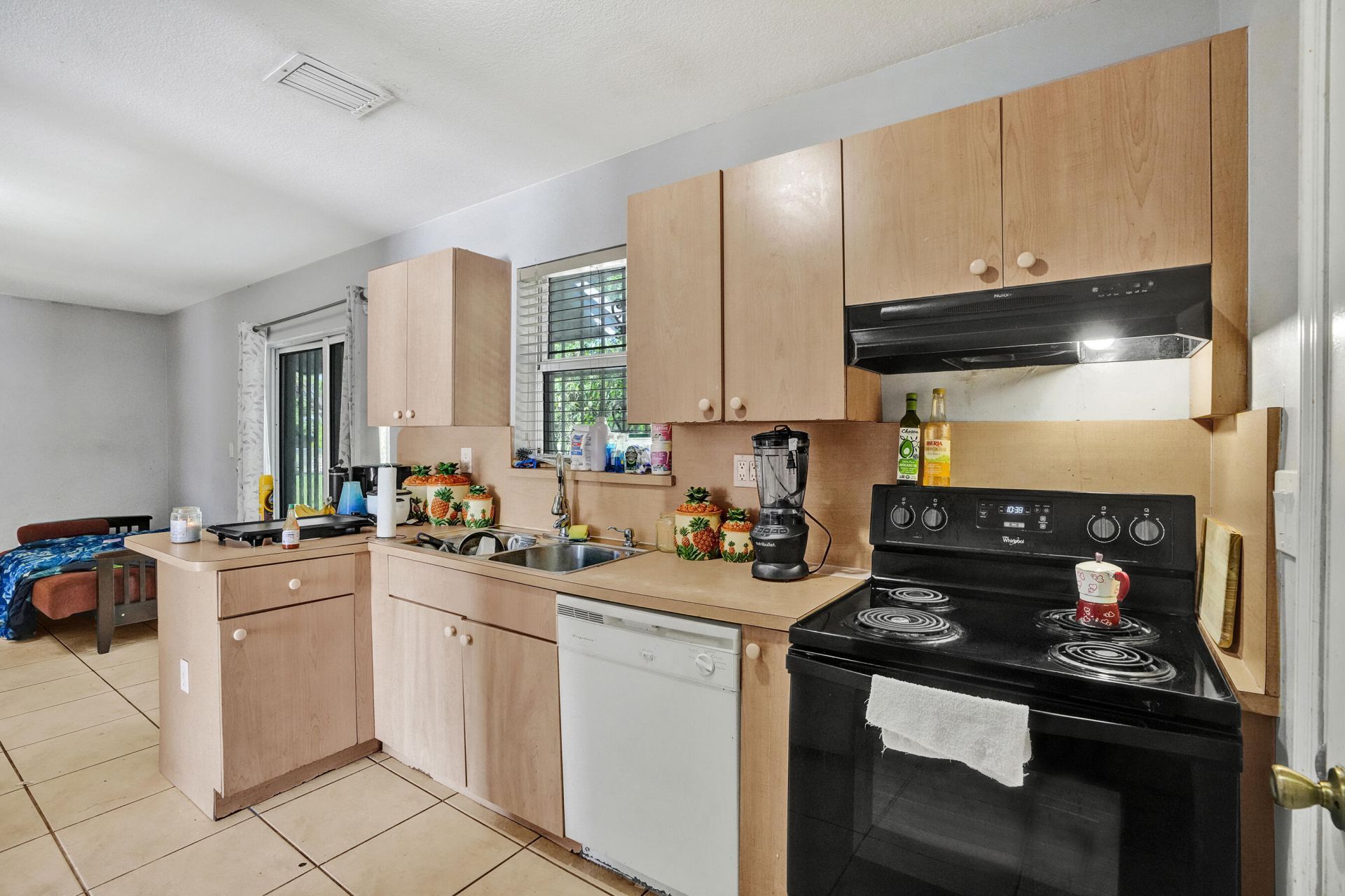 16351 NW 37th Court, Miami Gardens, FL 33054 Photo