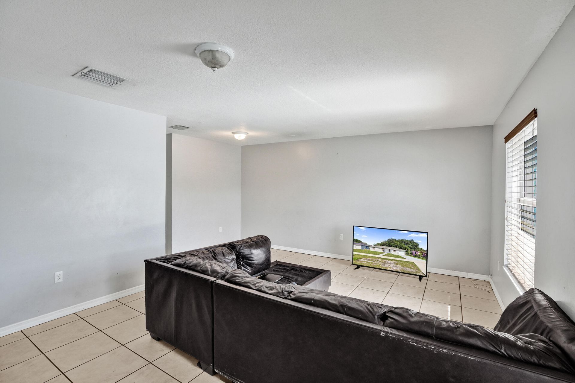 16351 NW 37th Court, Miami Gardens, FL 33054 Photo