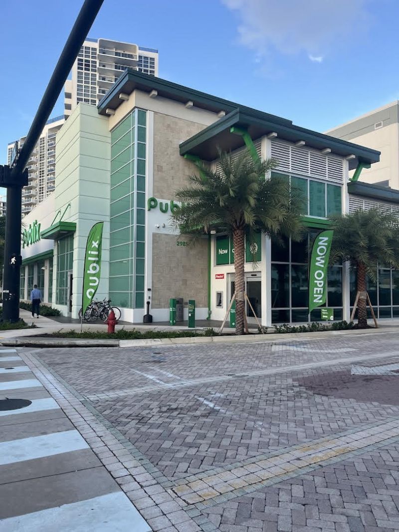 2404 NE 33rd Avenue, Unit 4, Fort Lauderdale, FL 33305 Photo