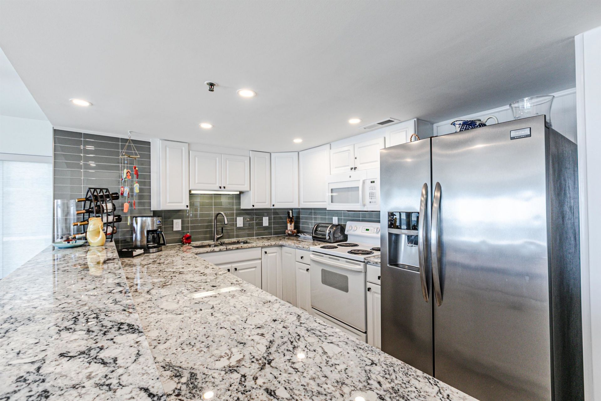 2501 S Ocean Blvd. Photo 11