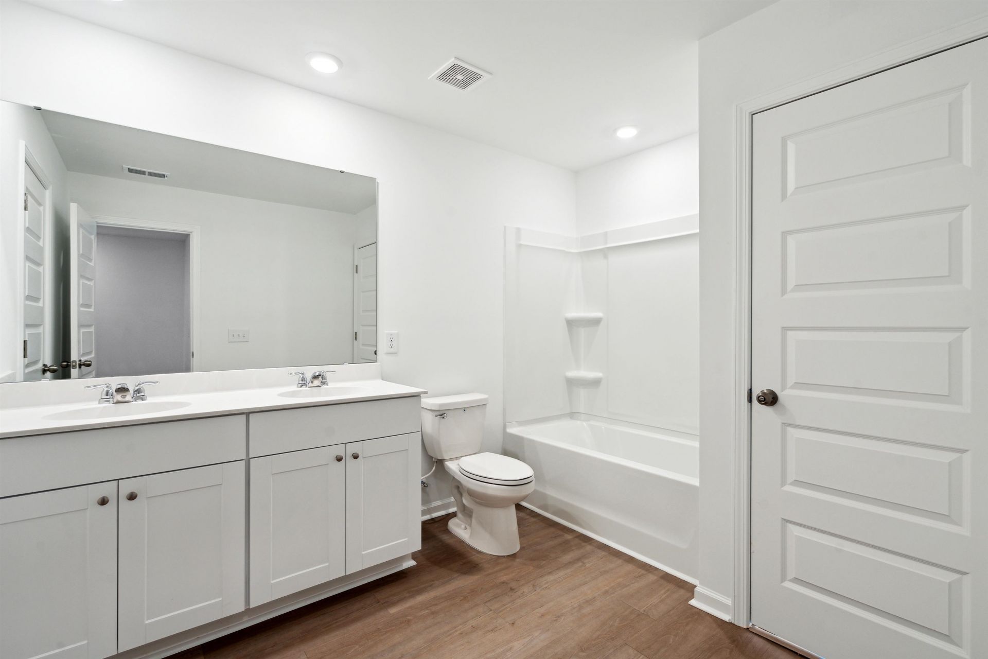 348 Cowry Ct Photo 16