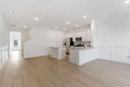 348 Cowry Ct photo 4