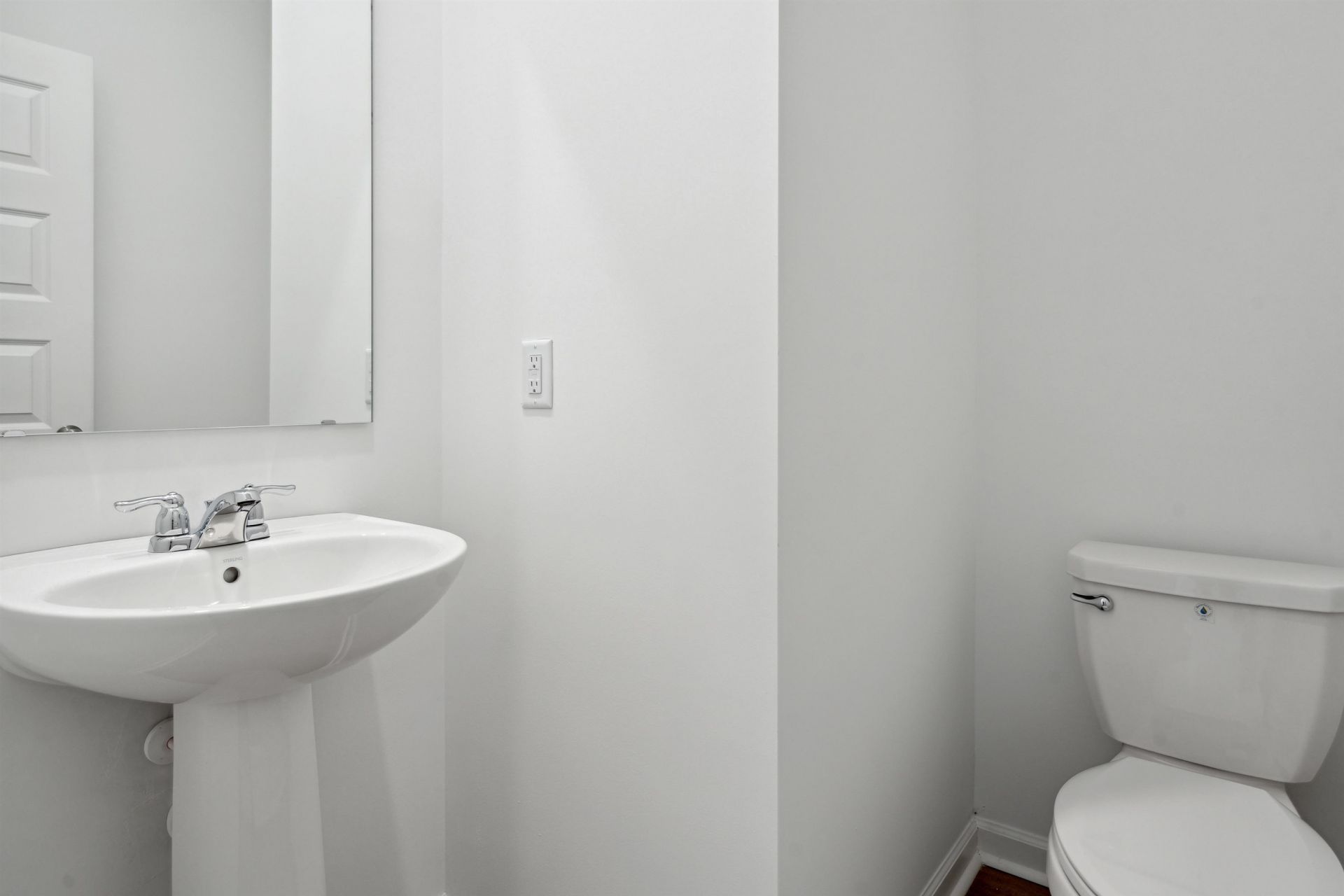 348 Cowry Ct Photo 5