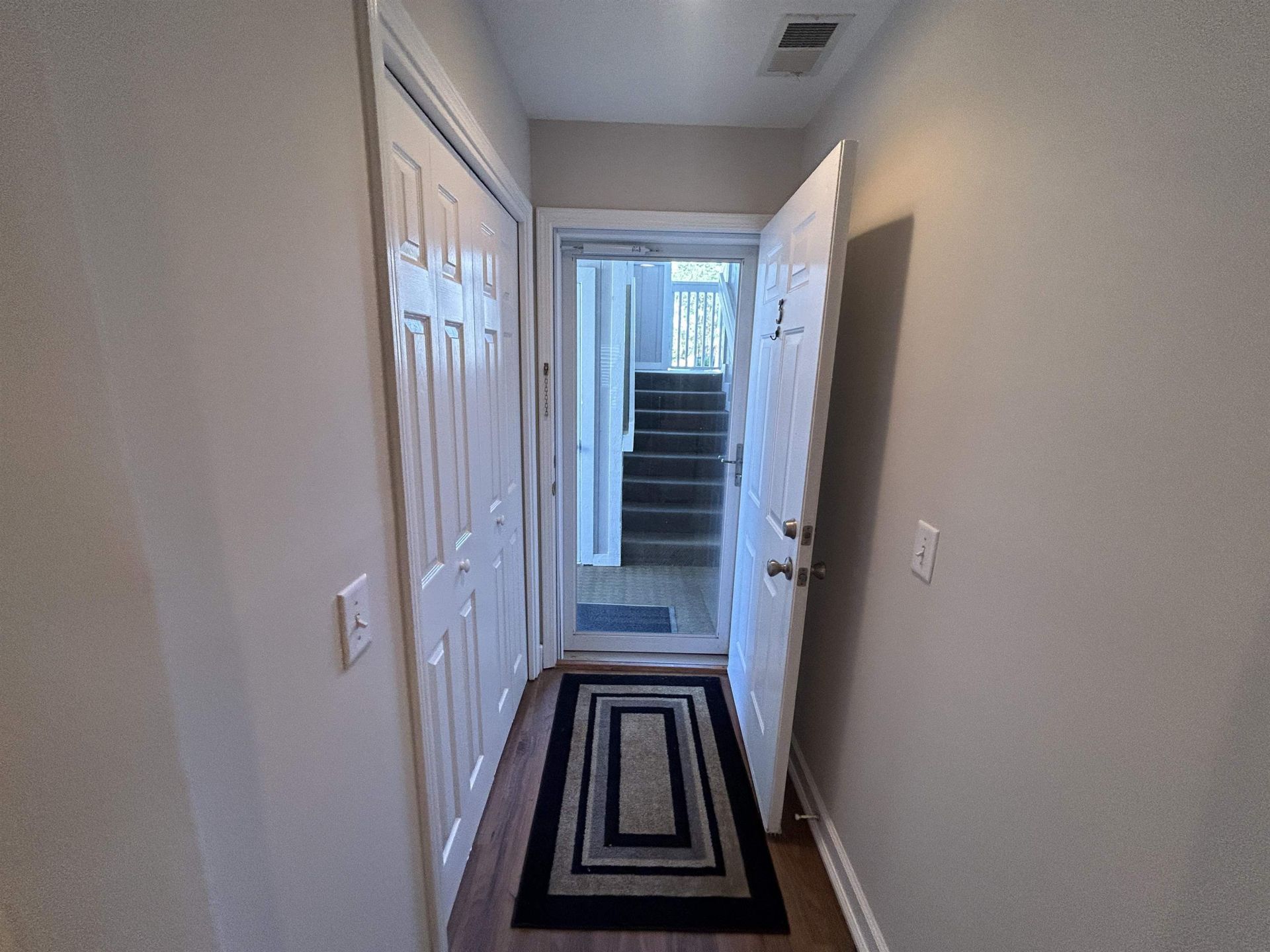 4413 Eastport Blvd. Photo 18