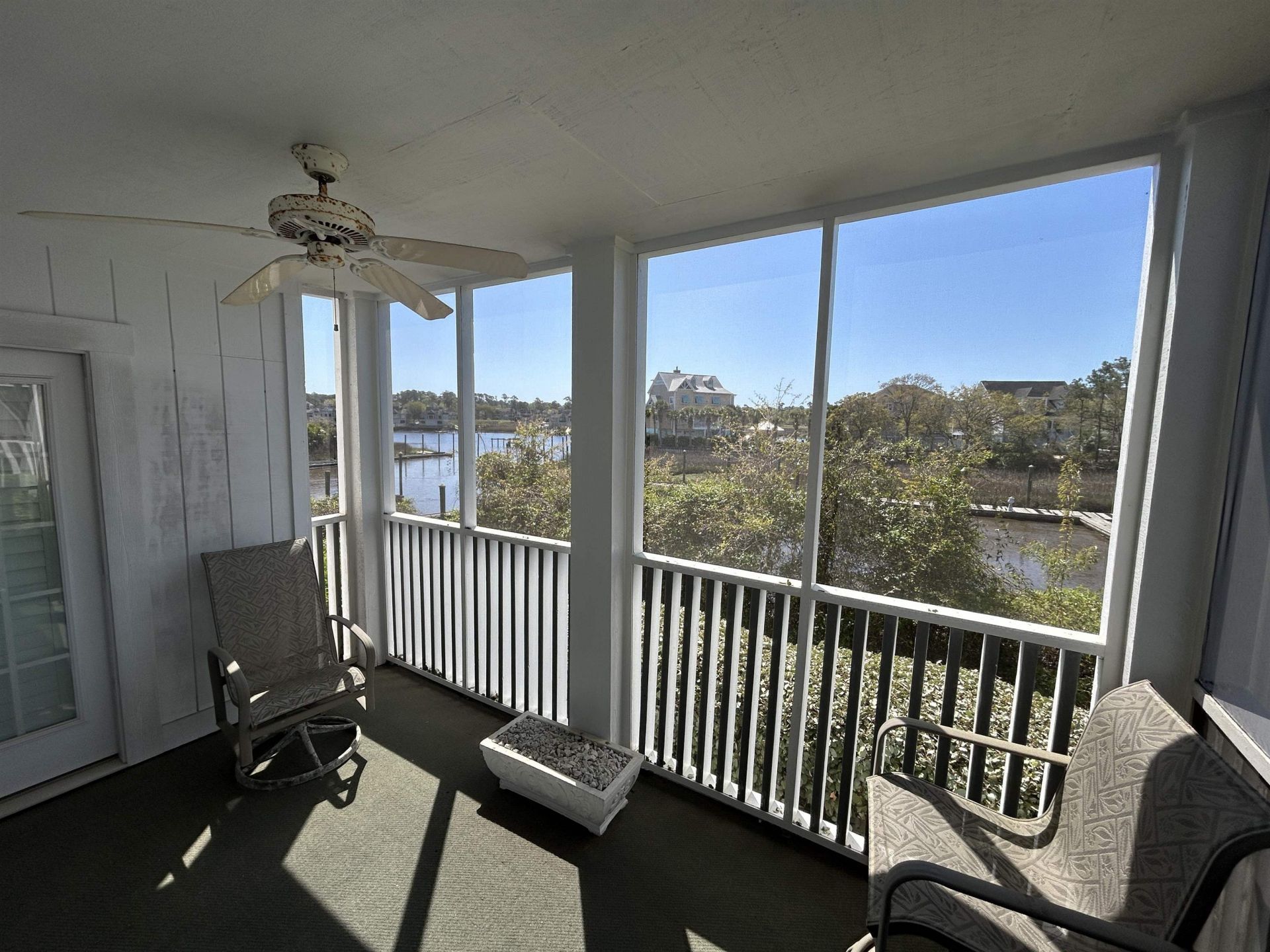 4413 Eastport Blvd. Photo 4