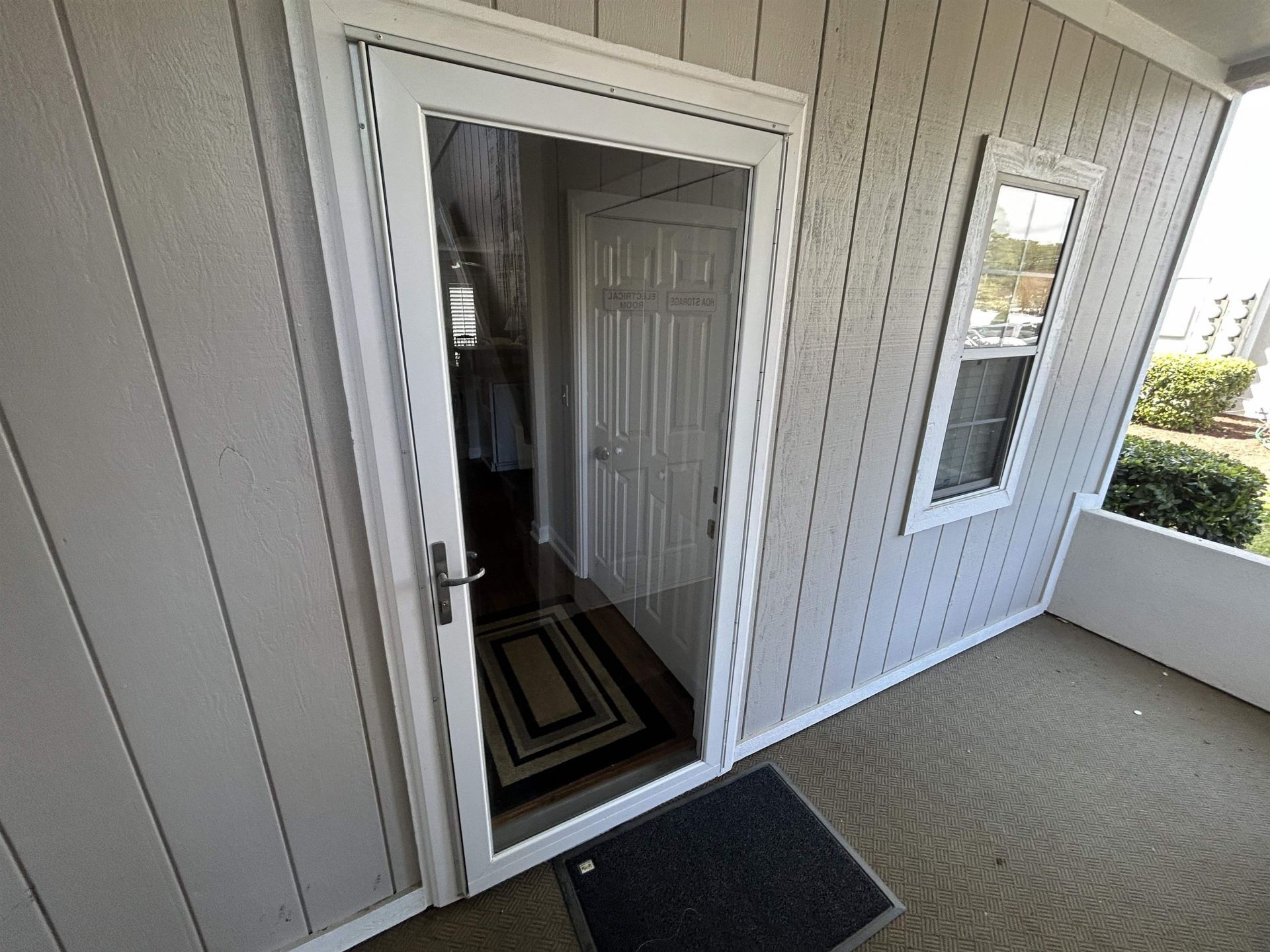 4413 Eastport Blvd. Photo 6