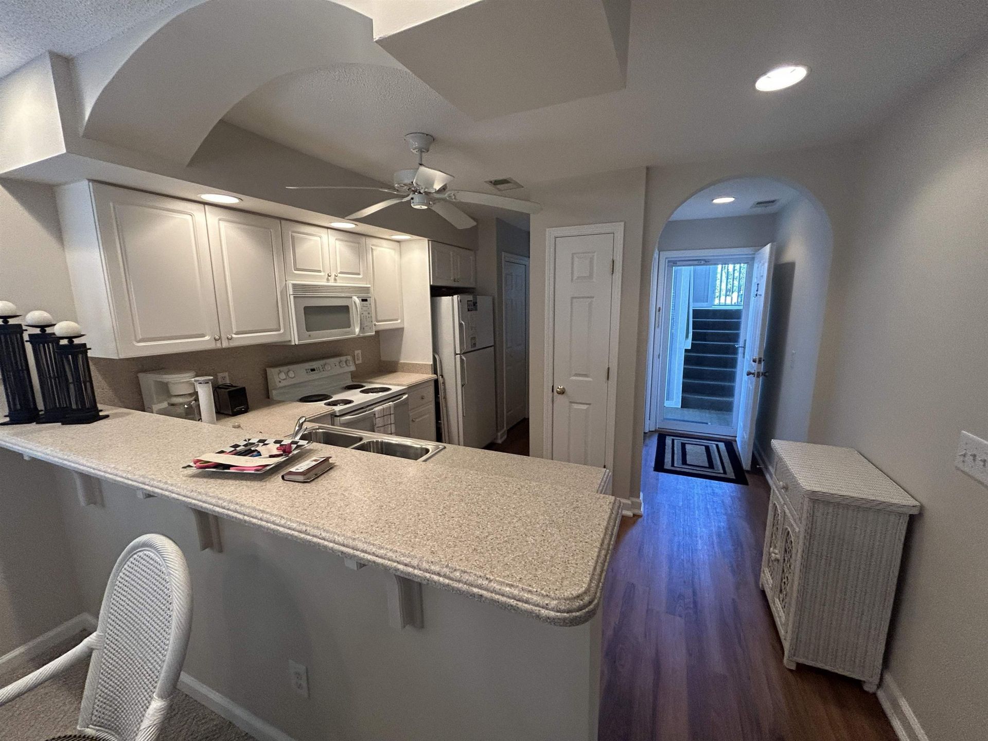 4413 Eastport Blvd. Photo 8