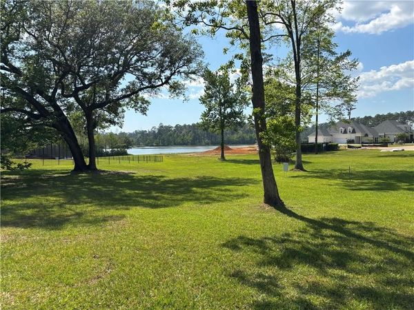 989 GREAT SOUTHERN Drive, Abita Springs, LA 70420