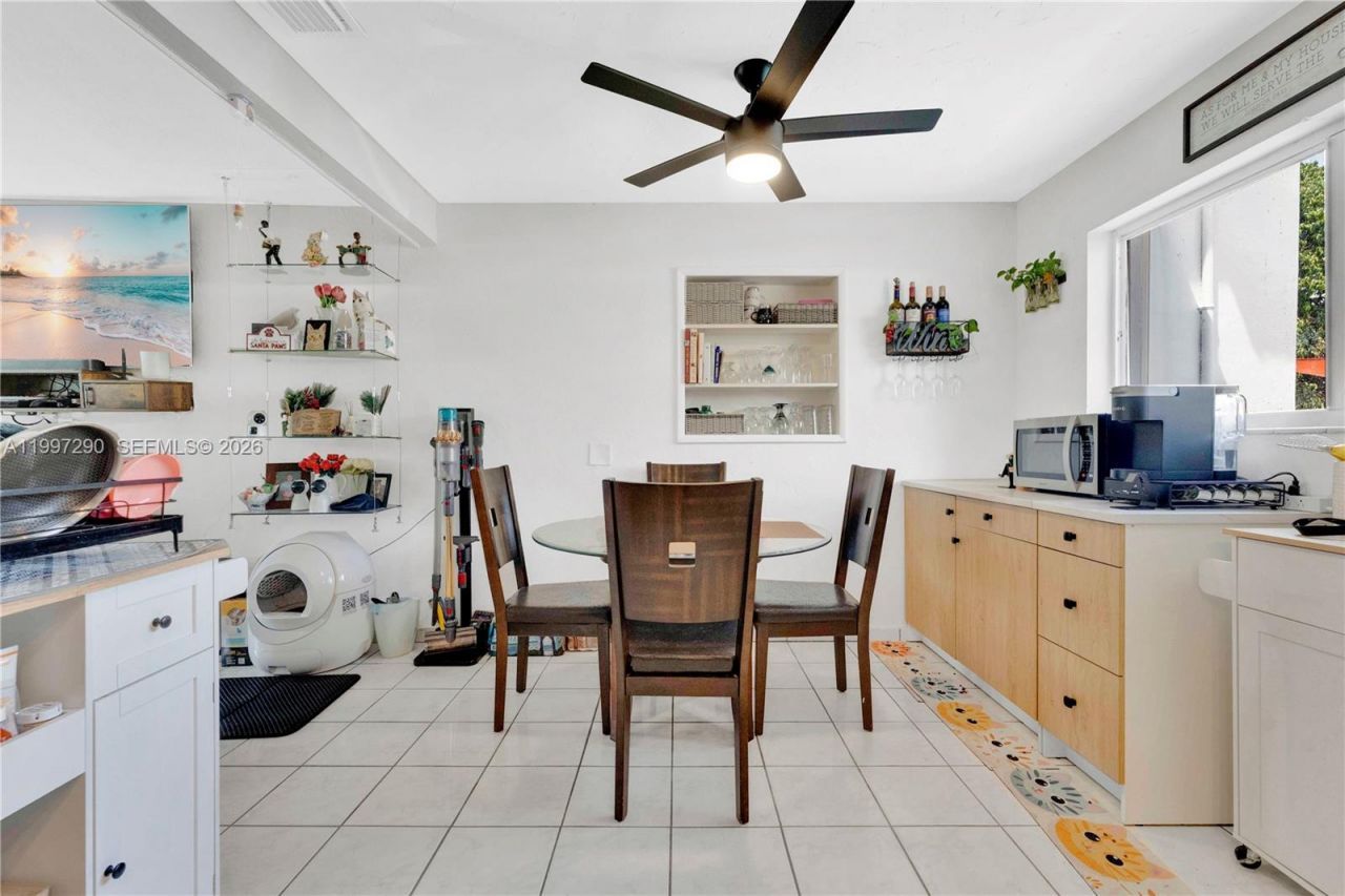 1335 NW 129th St , North Miami, FL 33167 Photo