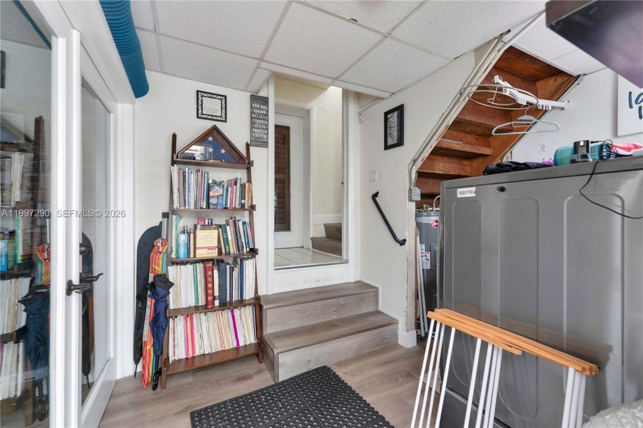 1335 NW 129th St , North Miami, FL 33167 Photo