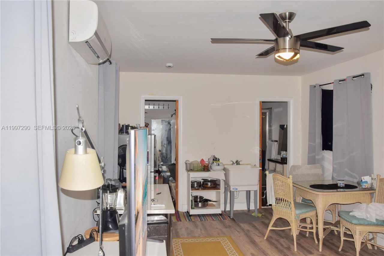 1335 NW 129th St , North Miami, FL 33167 Photo