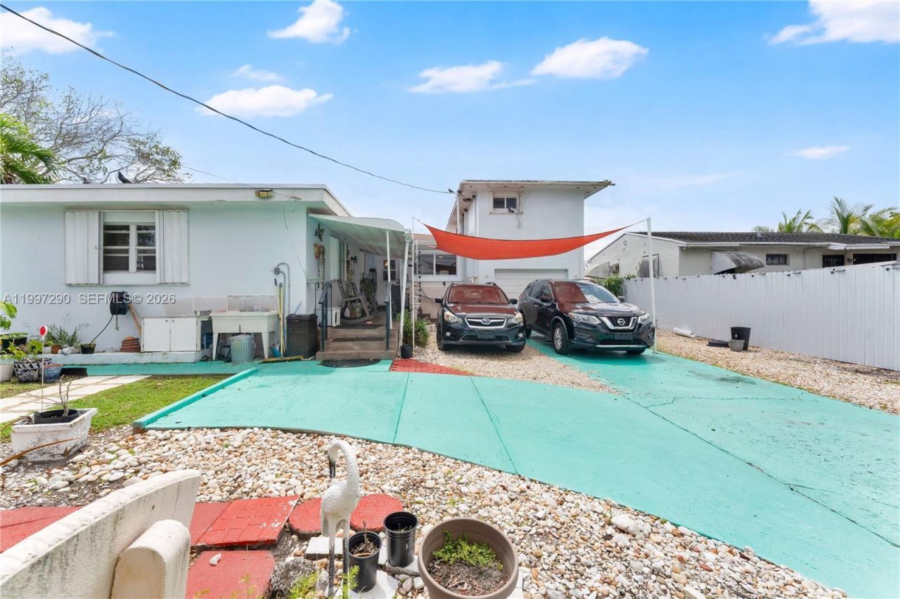 1335 NW 129th St , North Miami, FL 33167 Photo