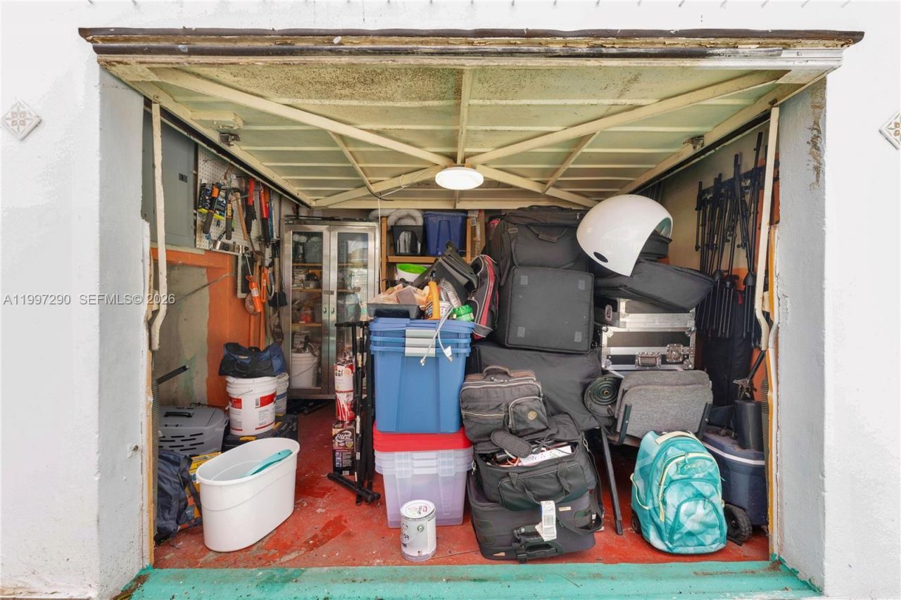 1335 NW 129th St , North Miami, FL 33167 Photo