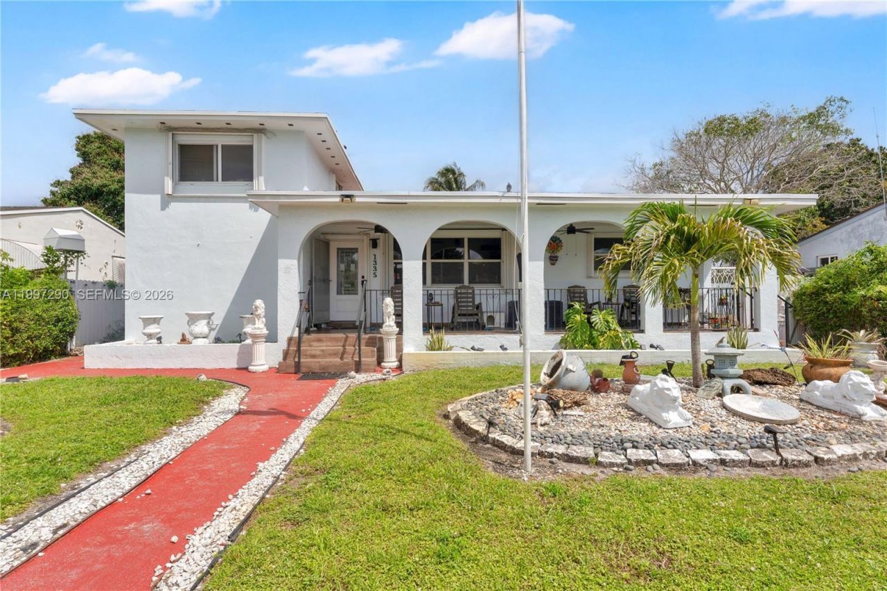 1335 NW 129th St , North Miami, FL 33167 Photo